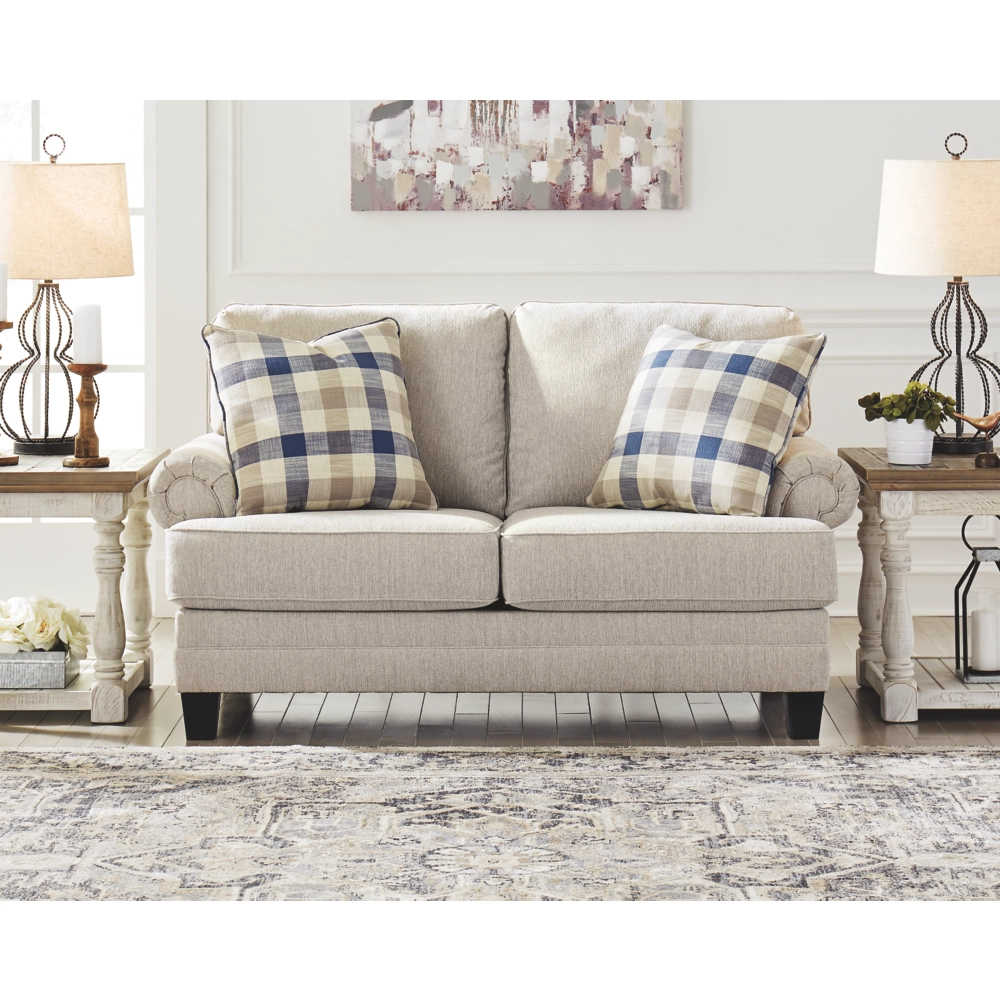 meggettlinenloveseat2